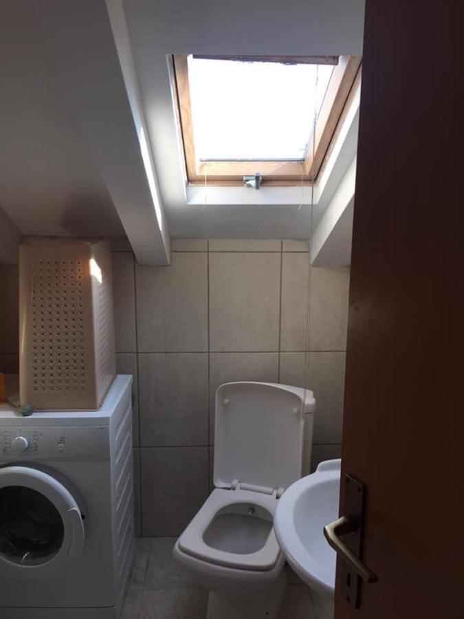 Central Apartment プリシュティナ エクステリア 写真